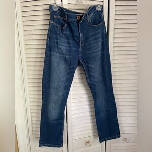 Vineyard Vines cropped jeans size 29/ approx size 8